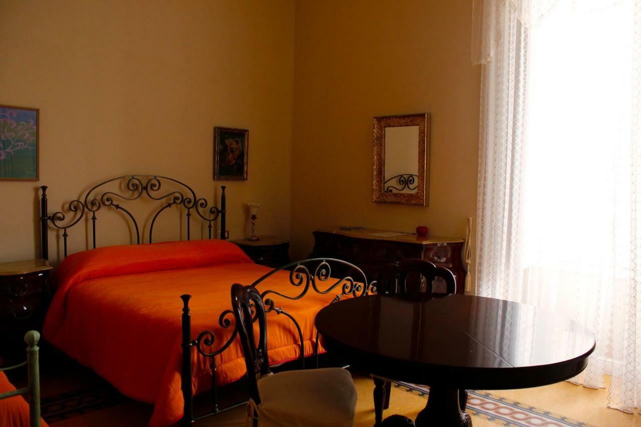 Oro Di Napoli Luxury Bed & Breakfast エクステリア 写真